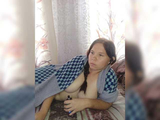 Kisa-malaya live cam on BongaCams