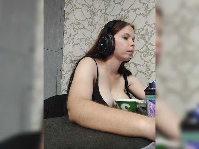 Kisa-malaya live cam on BongaCams
