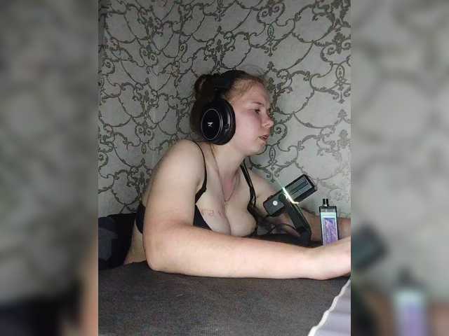 Kisa-malaya live cam on BongaCams