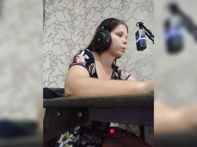 Kisa-malaya live cam on BongaCams