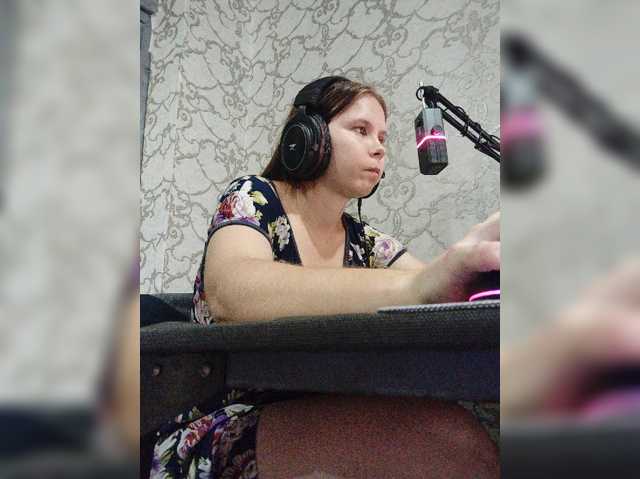 Kisa-malaya live cam on BongaCams