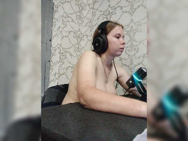 Kisa-malaya live cam on BongaCams
