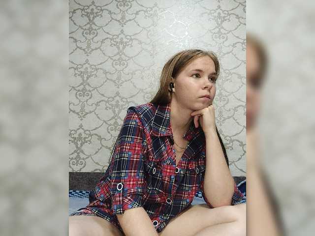 Kisa-malaya live cam on BongaCams