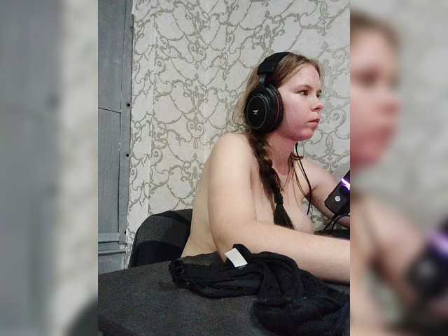 Kisa-malaya live cam on BongaCams