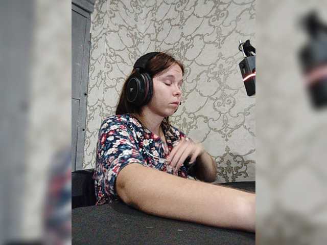 Kisa-malaya live cam on BongaCams