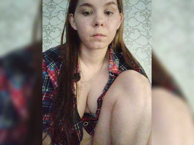 Kisa-malaya live cam on BongaCams