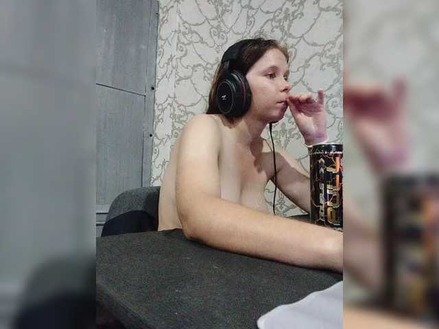 Kisa-malaya live cam on BongaCams