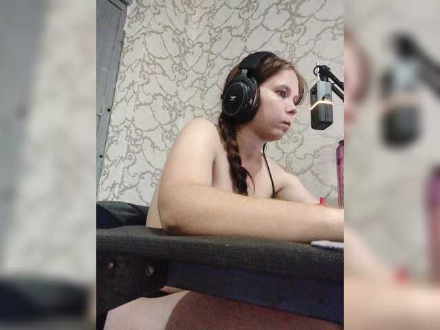 Kisa-malaya live cam on BongaCams