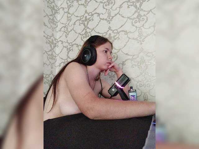 Kisa-malaya live cam on BongaCams