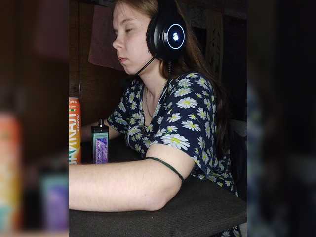 Kisa-malaya's BongaCams show and profile