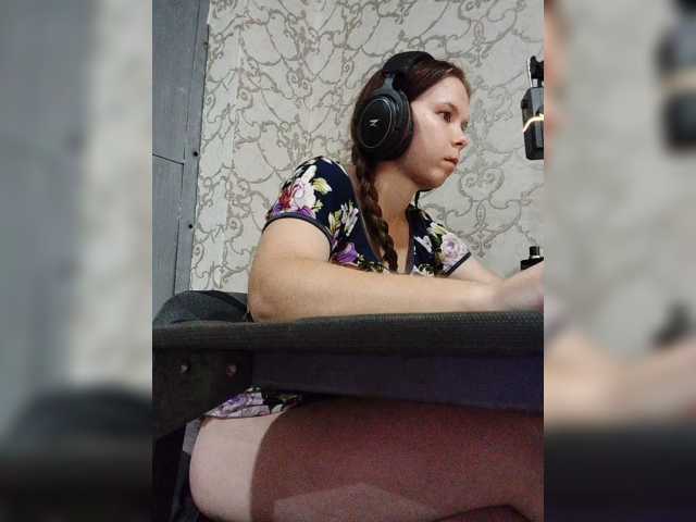 Kisa-malaya live cam on BongaCams