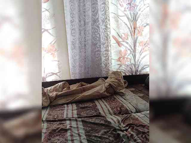 Kisa-malaya's cam show statistics and live stream