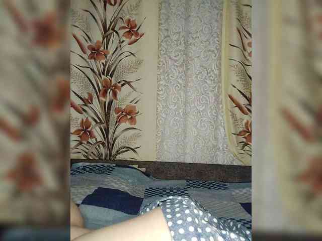 kisa-malaya's live room