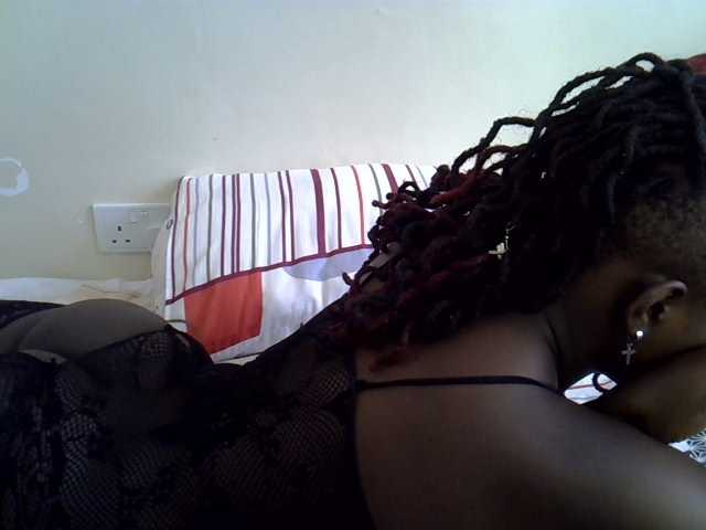 Ebonysonya2 live cam on BongaCams