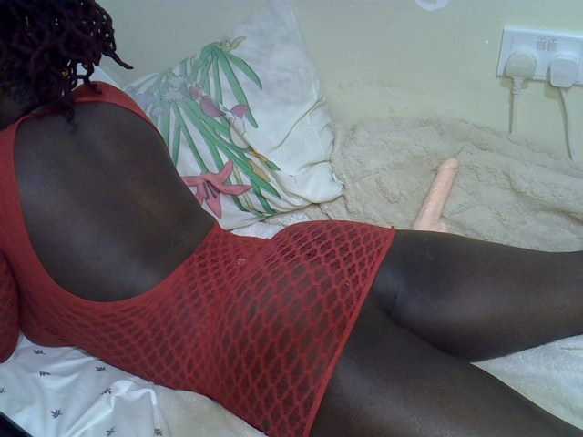 Ebonysonya2 live cam on BongaCams