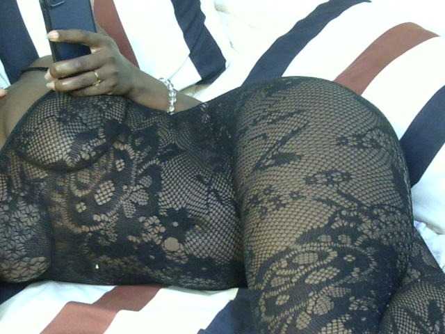 Ebonysonya2 live cam