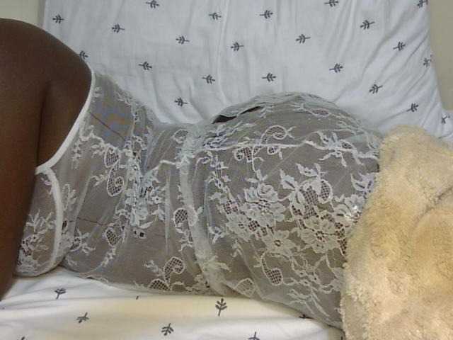 Ebonysonya2
