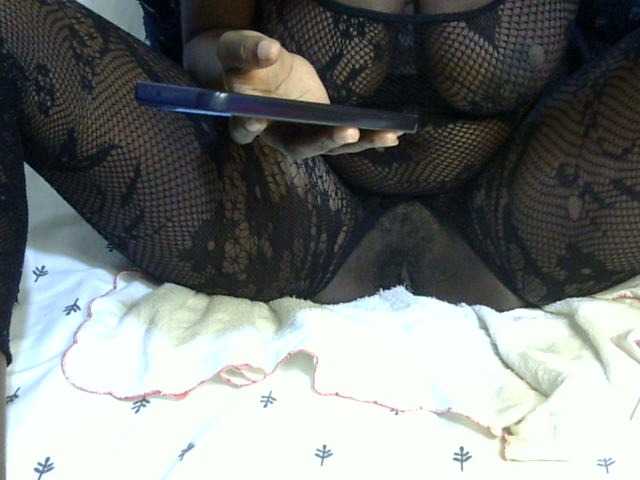 Ebonysonya2