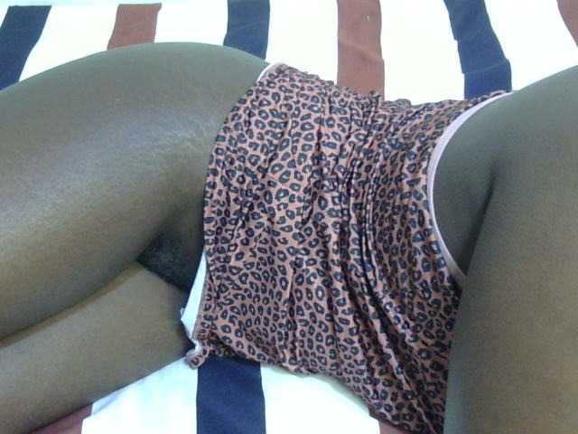 Ebonysonya2 live cam on BongaCams