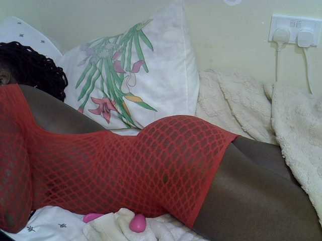 Ebonysonya2 live cam on BongaCams