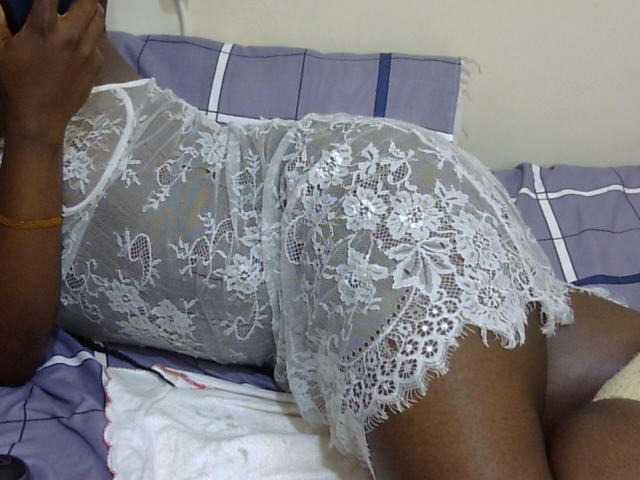 Ebonysonya2
