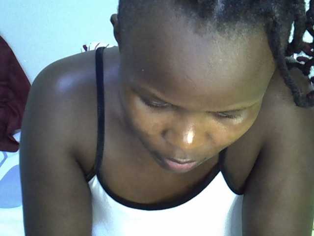 Ebonysonya2 live cam on BongaCams