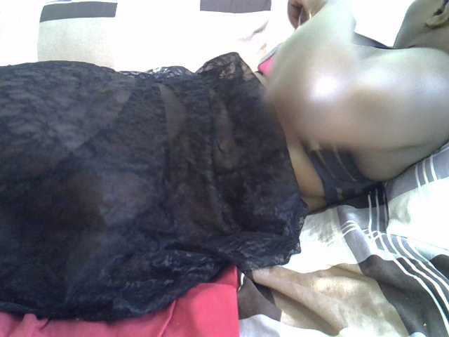 Sweetsonya2 live cam on BongaCams
