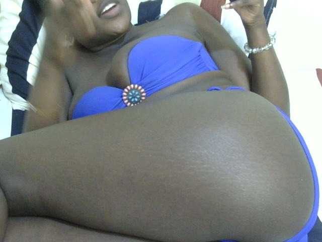 Ebonysonya2