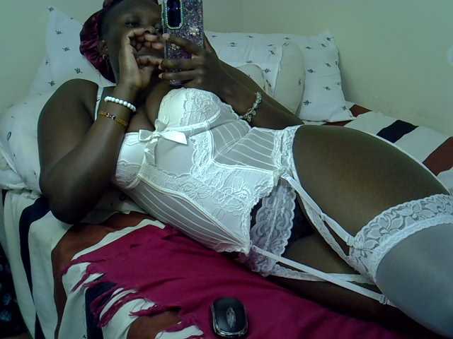 Ebonysonya2