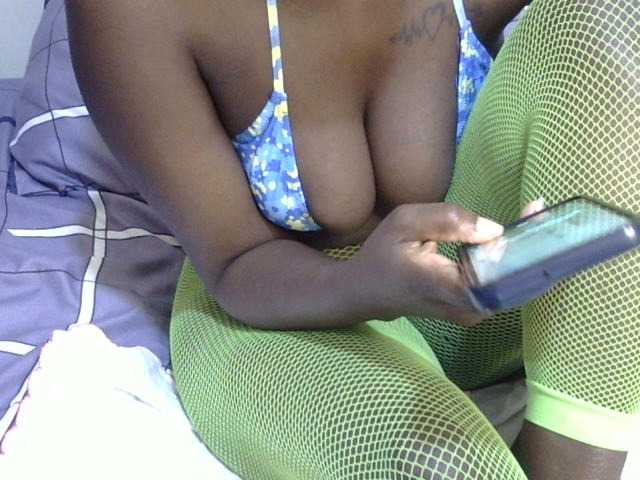 Ebonysonya2