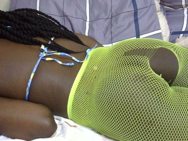 Ebonysonya2