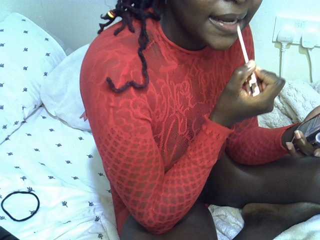 Ebonysonya2 live cam on BongaCams