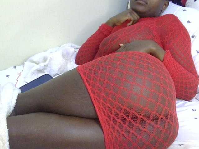 Ebonysonya2 live cam on BongaCams