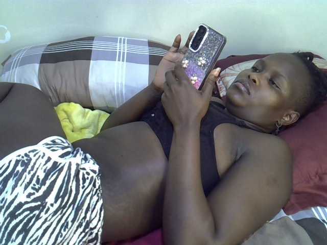Ebonysonya2
