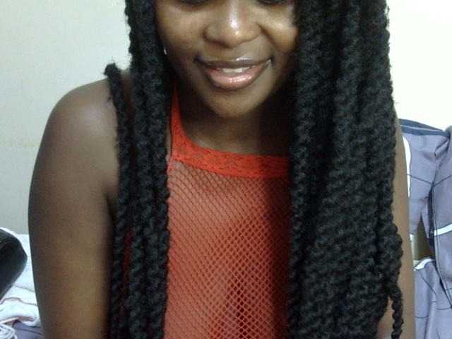Ebonysonya2 live cam on BongaCams