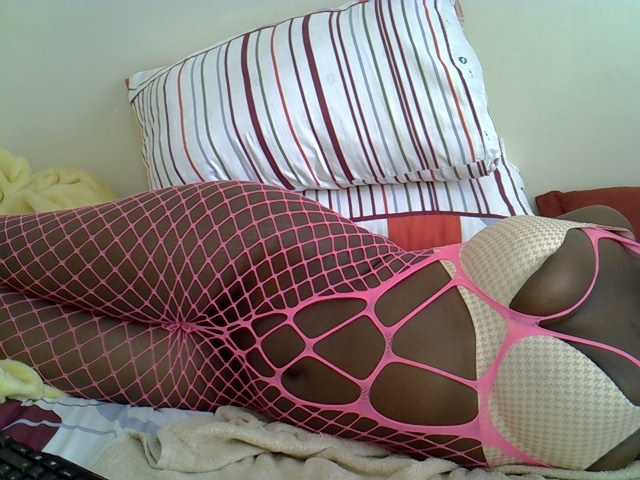 Ebonysonya2 live cam on BongaCams