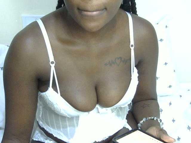 Ebonysonya2