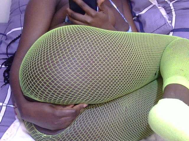 Ebonysonya2