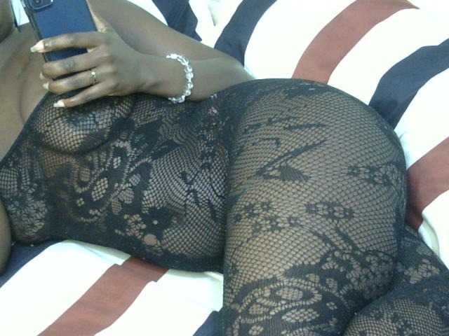 Ebonysonya2
