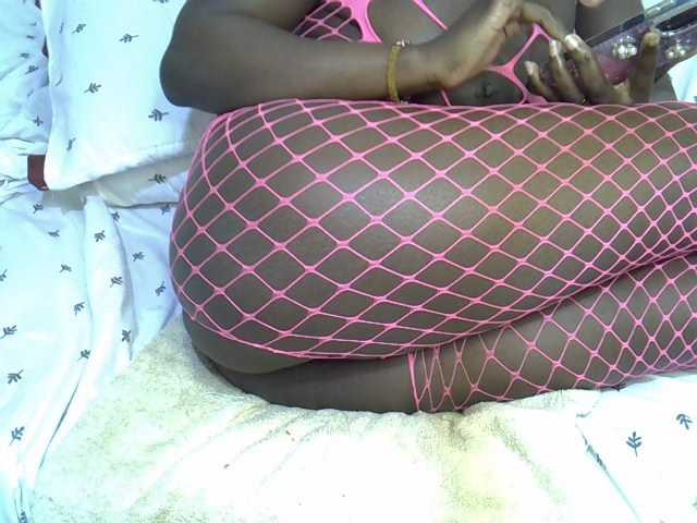 Ebonysonya2 live cam on BongaCams