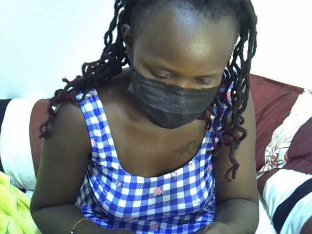 Ebonysonya2 live cam on BongaCams