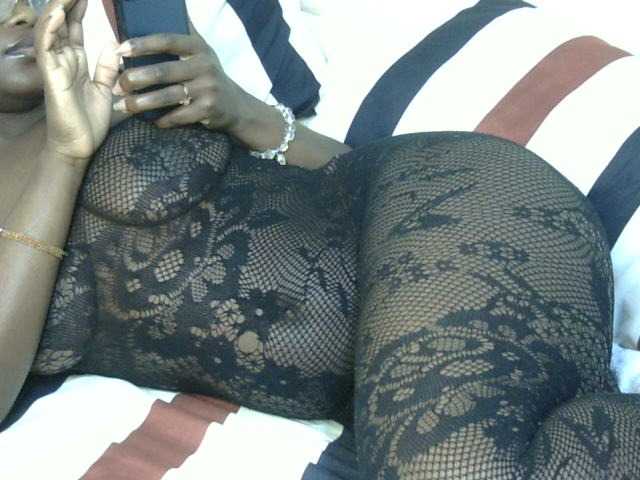 Ebonysonya2 live cam