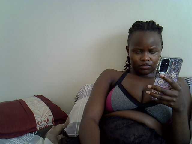 Sweetsonya2 live cam on BongaCams