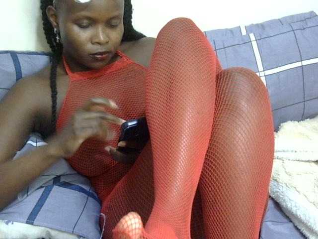 Ebonysonya2