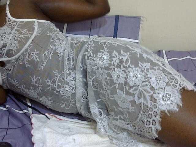 Ebonysonya2