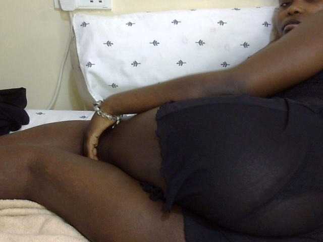Ebonysonya2 live cam on BongaCams