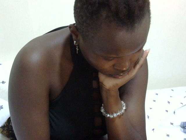 Ebonysonya2 live cam on BongaCams