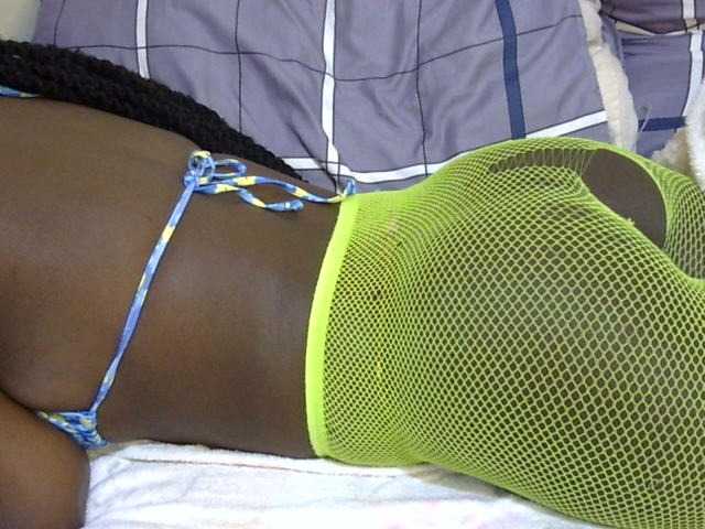 Ebonysonya2 live cam on BongaCams