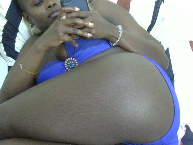 Ebonysonya2