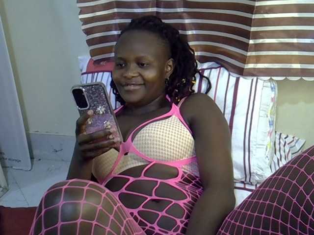 Ebonysonya2 live cam on BongaCams